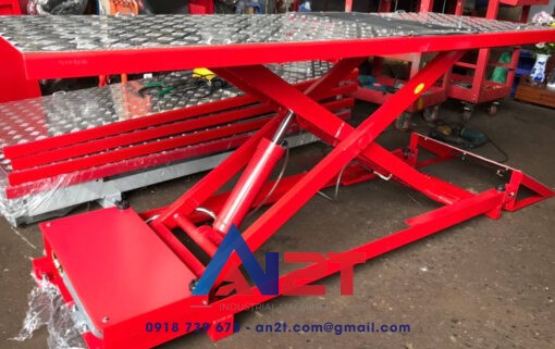 hydraulic-motorcycle-lift-3